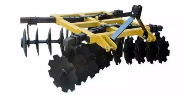 King Kutter 7.5' Professional Box Frame Disc Harrow, Yellow - 18-24-G-CBF - Disc Blades 1 King Kutter 7.5' Professional Box Frame Disc Harrow, Yellow - 18-24-G-CBF - Disc Blades
